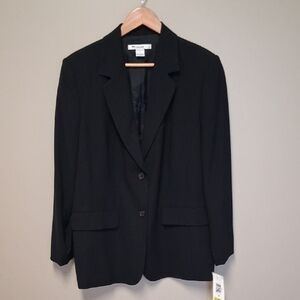 Elegant Black Women's Blazer